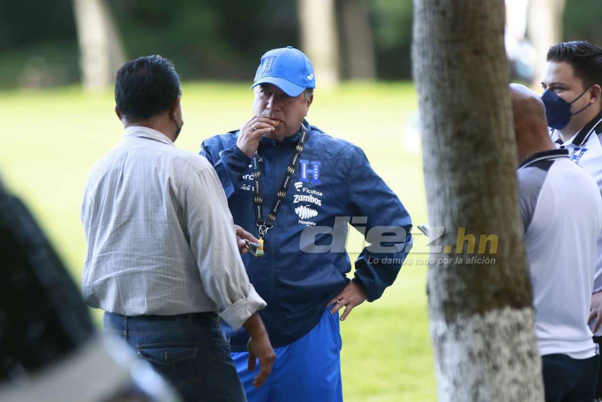 El Bolillo comiendo pan y se aclara la relación entre los porteros: el entreno de Honduras antes de medirse a Colombia