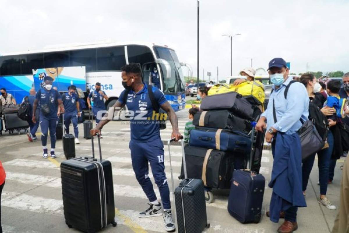 ¡Heridos! Las postales de la partida de la Honduras rumbo a Costa Rica para el juego del martes