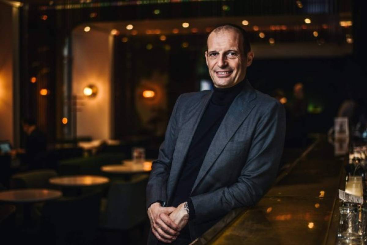Former Italian football player and former Juventus coach Massimiliano Allegri poses during a photo session, in Paris, on February 20, 2020. - Massimiliano Allegri, 52, free since last summer when he left the Italian football club Juventus, is in Paris to promote his book 'Winning, is so simple' (Marabout editions). (Photo by Lucas BARIOULET / AFP)