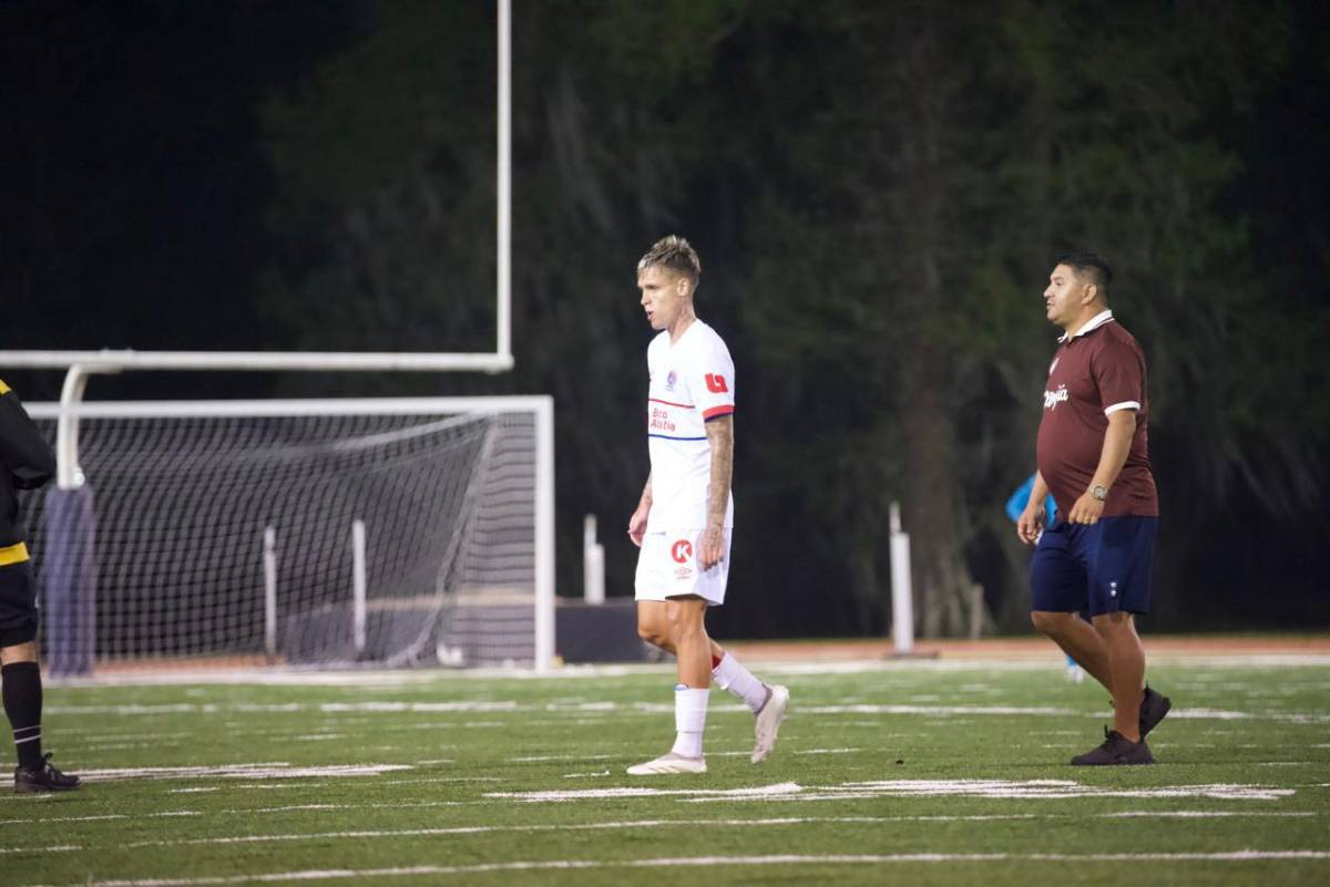 ¡Bochorno en New Orleans! Argentino Agustín Mulet y Riky Zapata se pelean a puño limpio en un amistoso Olimpia-Motagua