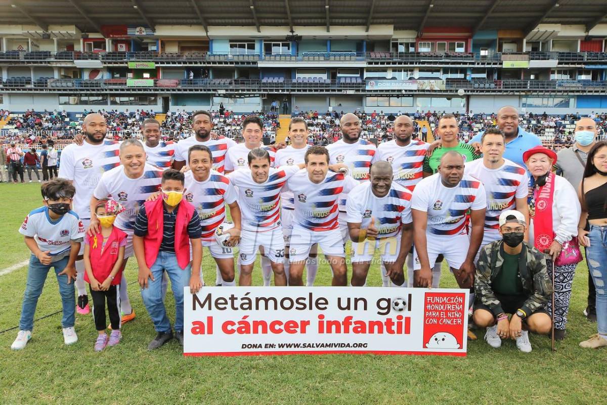 ¡No pierden el toque! Así lucen los exjugadores de Olimpia y Motagua que disfrutaron en un partido benéfico en Tegucigalpa