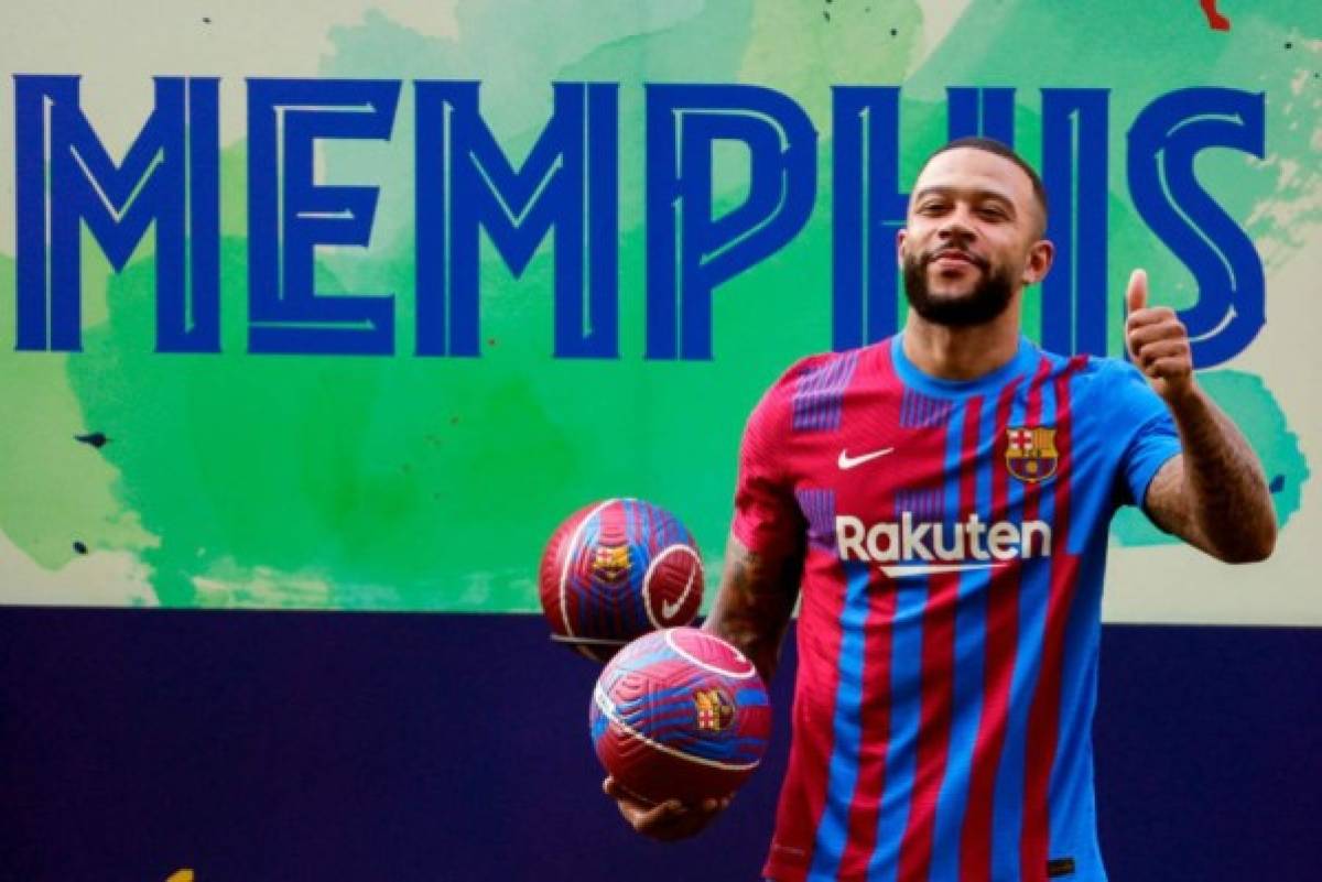 Presentado en Barcelona: Joyas, magia y el duro motivo por el que no lleva Depay en la espalda