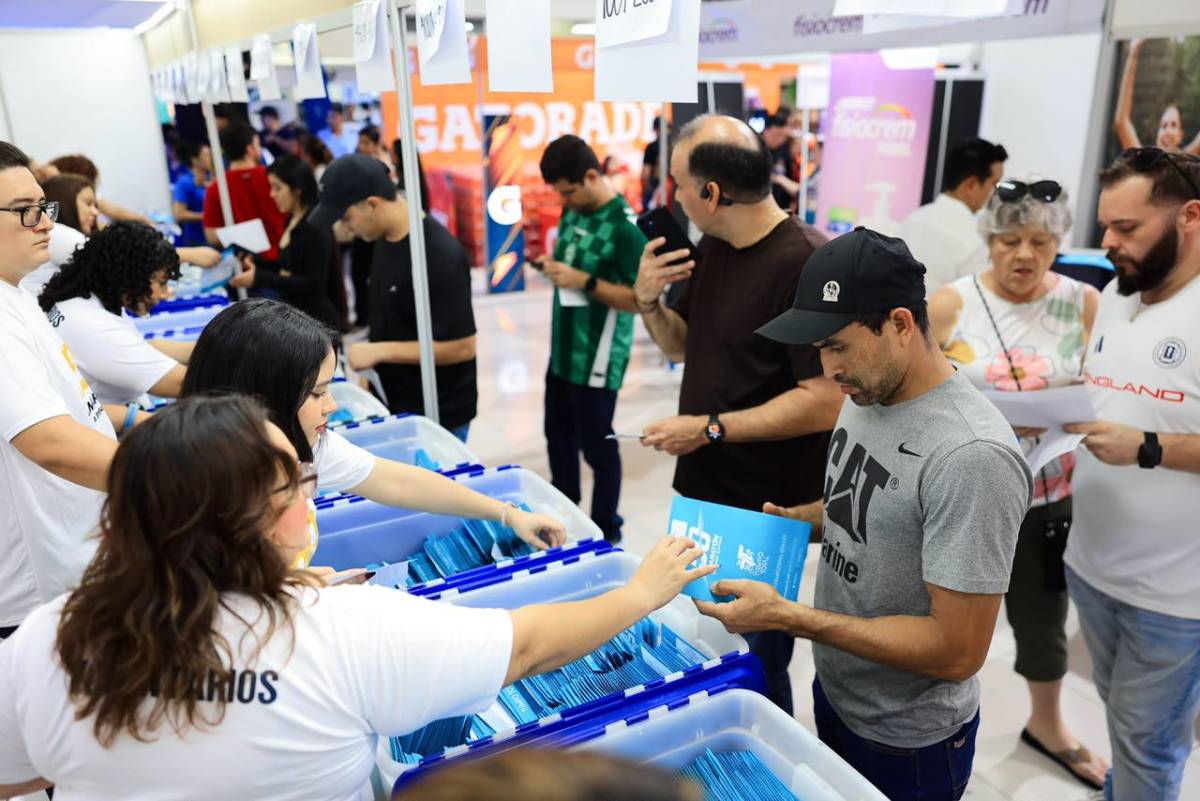 Maratón La Prensa: fiesta, sorpresas y largas filas en la entrega de kits