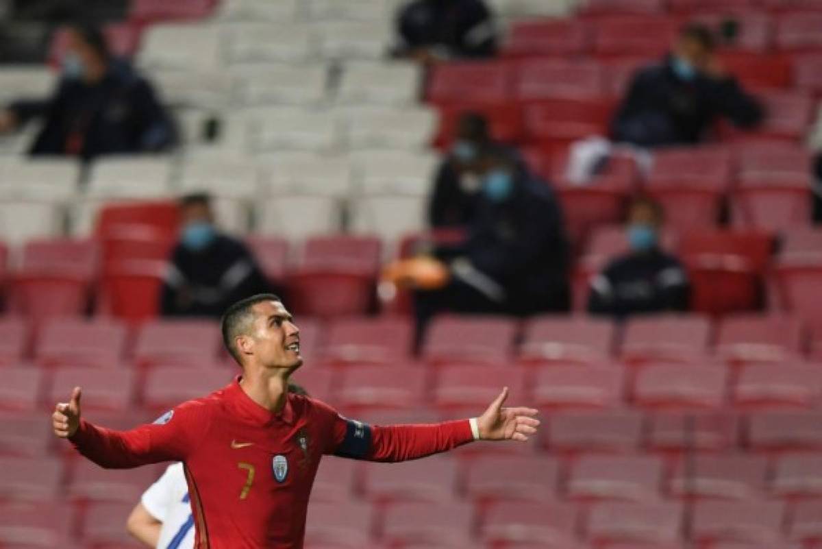 Abrazo entre cracks y la dura entrada de Cristiano Ronaldo en la derrota de Portugal ante Francia