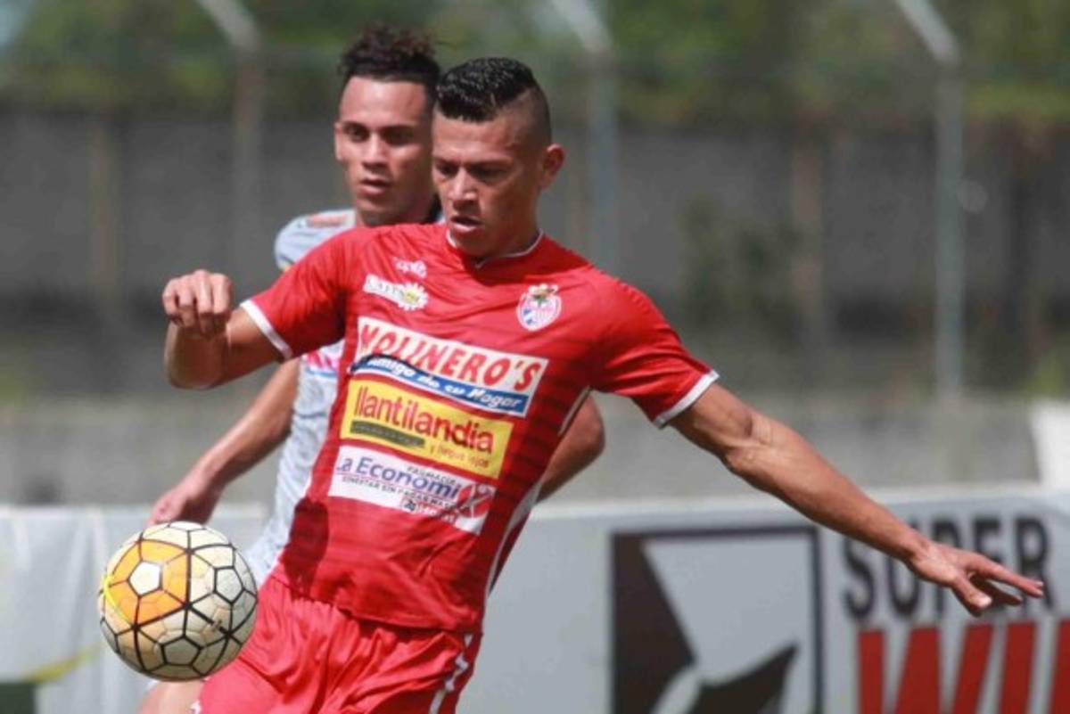 MERCADO: Cruz Azul preguntó por hondureño y Platense se rearma