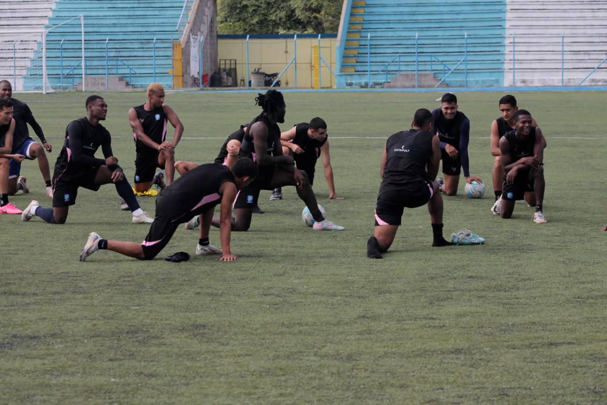Así entrenó Brayan La Playa con el Génesis previo al clásico del centro