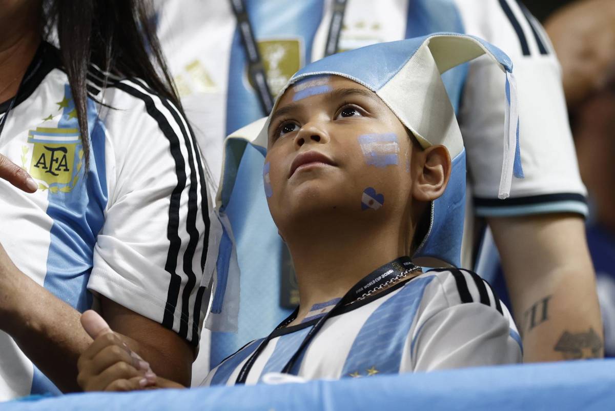 Inglaterra pone la belleza y Argentina el show: así se vive el ambiente en Atlanta