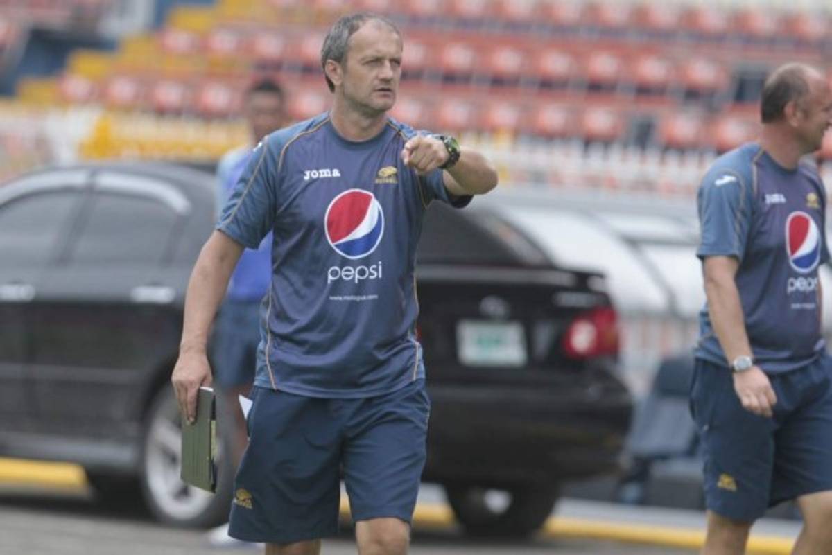 ¿Qué hace actualmente Risto Vidakovic, extécnico de Motagua que echó a Amado Guevara?