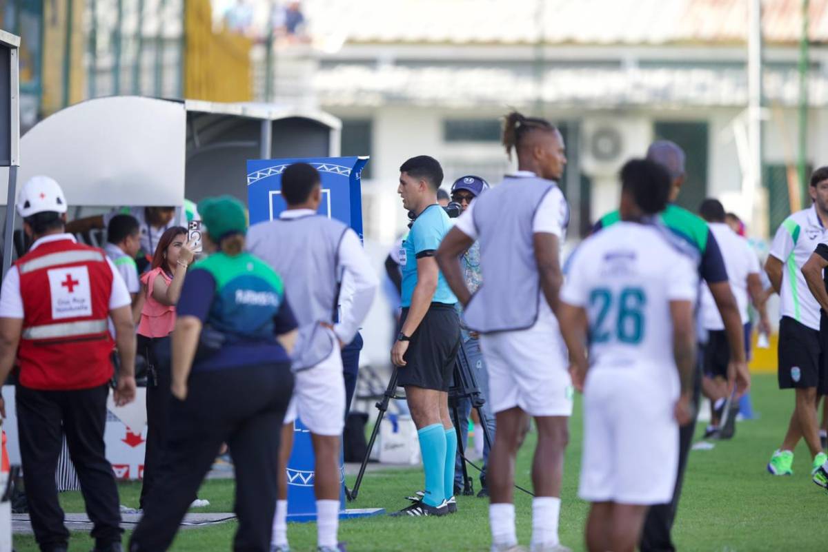Platense domó a Marathón: la fiesta en el Excelsior, tarde soñada de 'Yio' Puerto y golazo de Wecolme