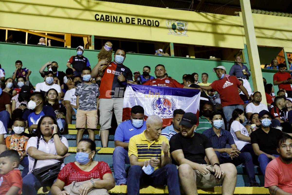 No se vio por TV: Lo que le lanzaron a Michaell Chirinos y se lo bebió, las bellezas en los estadios y la chica con la rosa