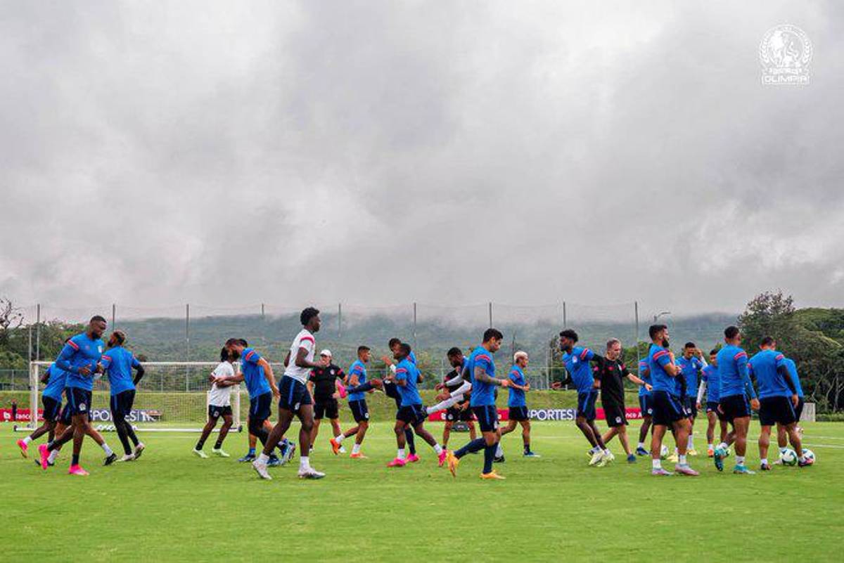 ¡Con Chirinos y Alex López! Pedro Troglio emprendió los trabajos en el Olimpia ¿qué pasará con Najar y Benguché?