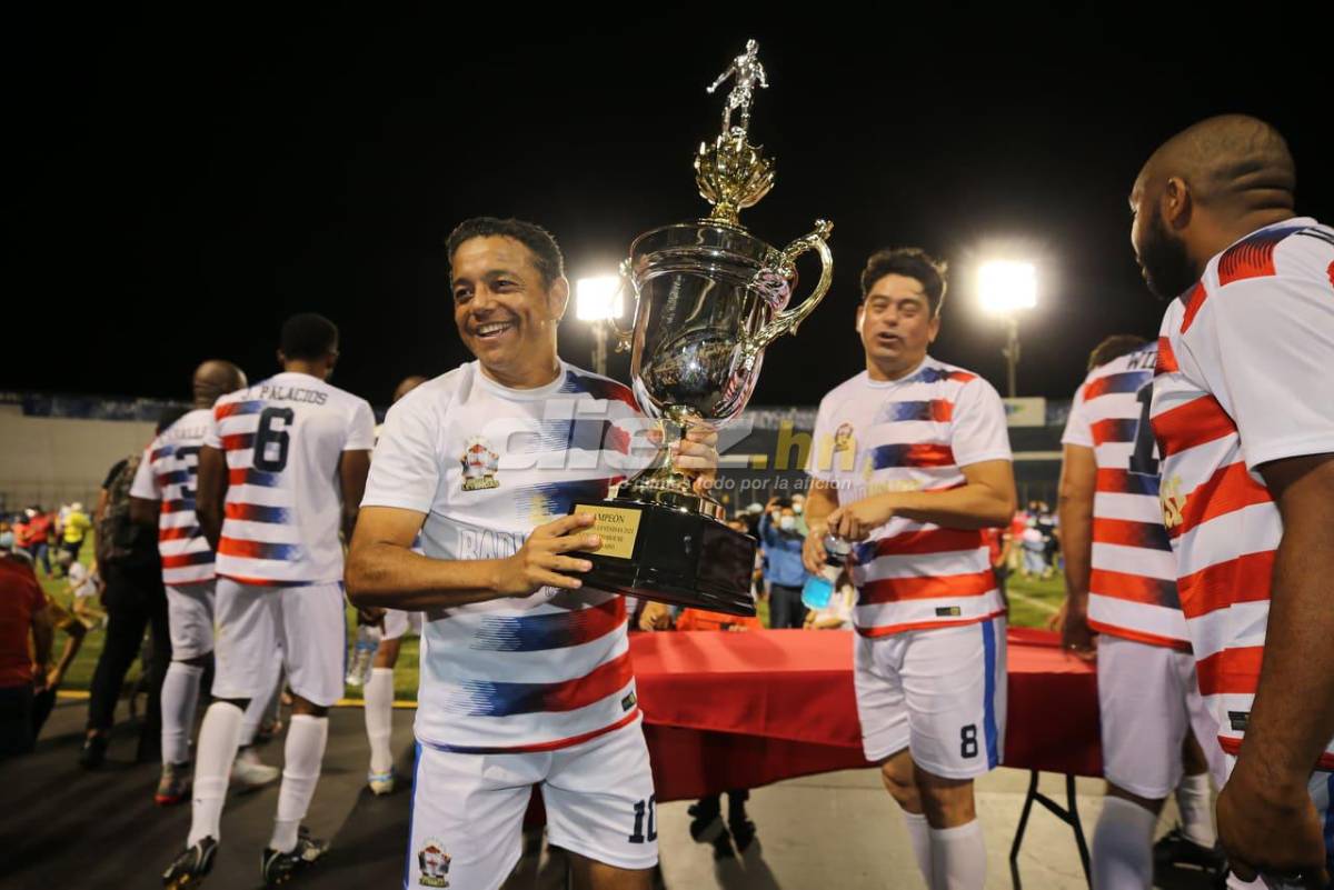 ¡No pierden el toque! Así lucen los exjugadores de Olimpia y Motagua que disfrutaron en un partido benéfico en Tegucigalpa
