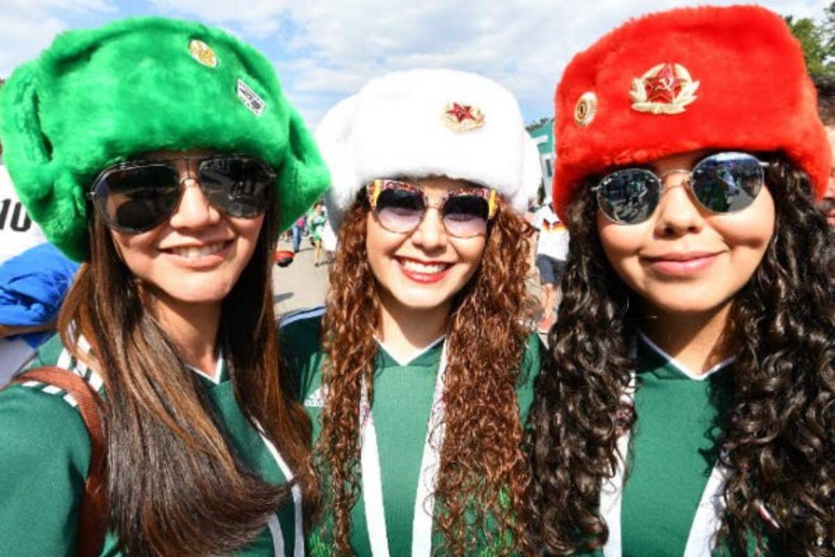 ¡Solo bellezas! Alemanas y mexicanas se roban las miradas en el Luzhniki Stadium