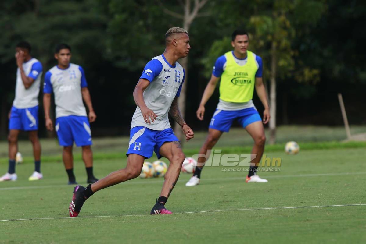 El Bolillo comiendo pan y se aclara la relación entre los porteros: el entreno de Honduras antes de medirse a Colombia