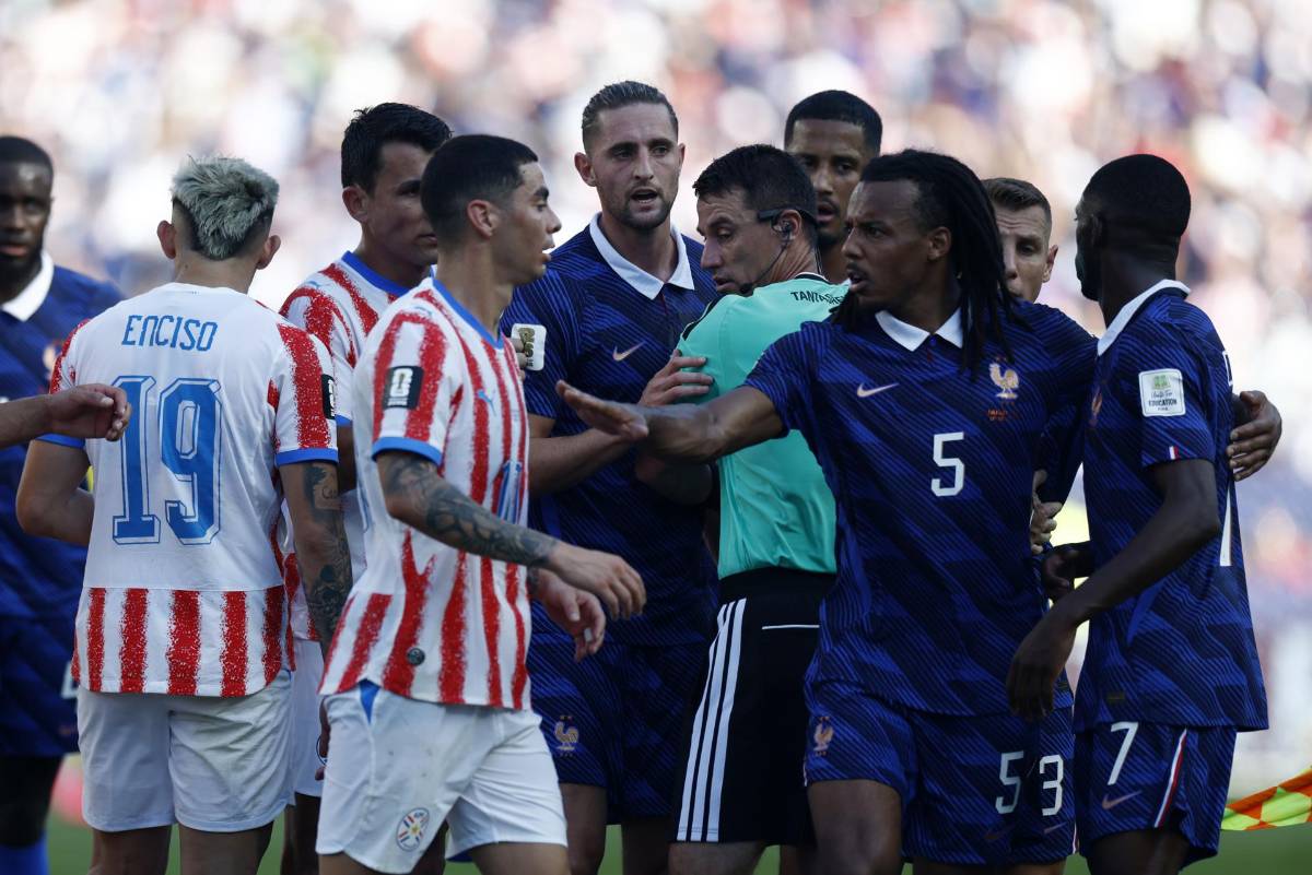 Mbappé enciende la polémica con tremenda burla y cachetadas en el Francia- Paraguay