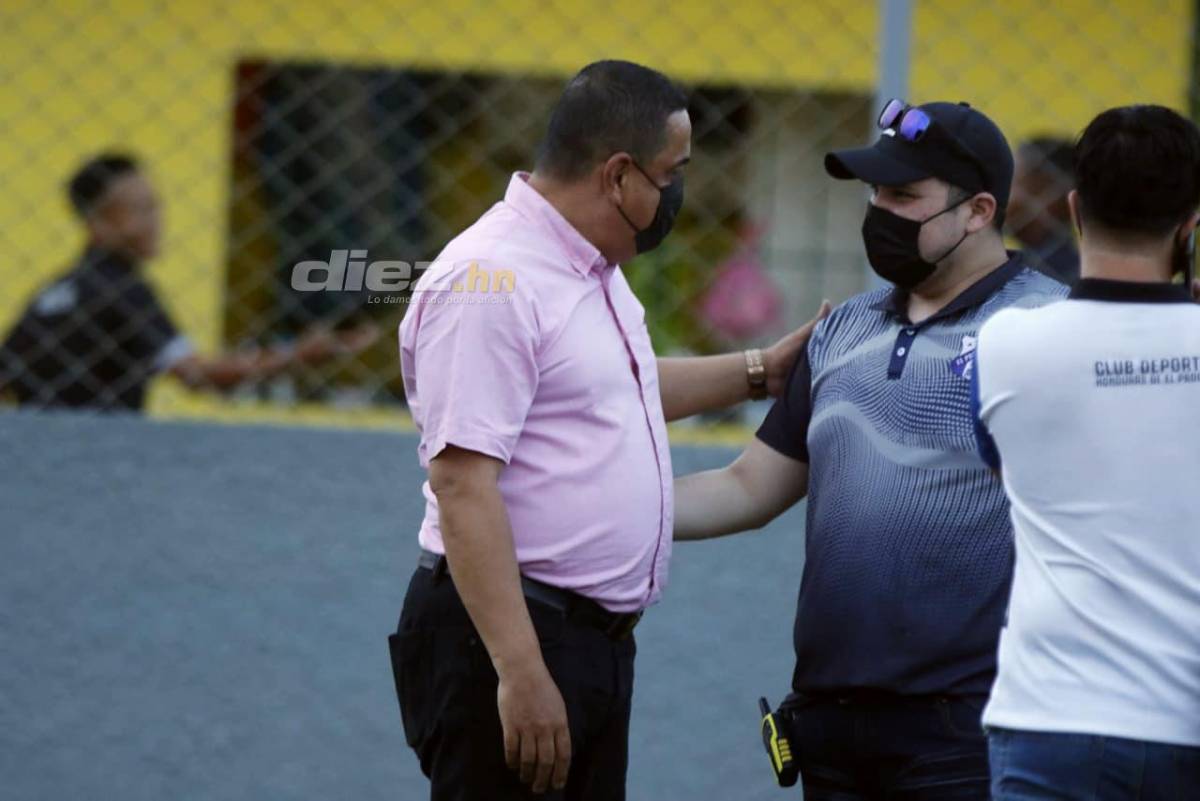 No se vio por TV: Lo que le lanzaron a Michaell Chirinos y se lo bebió, las bellezas en los estadios y la chica con la rosa