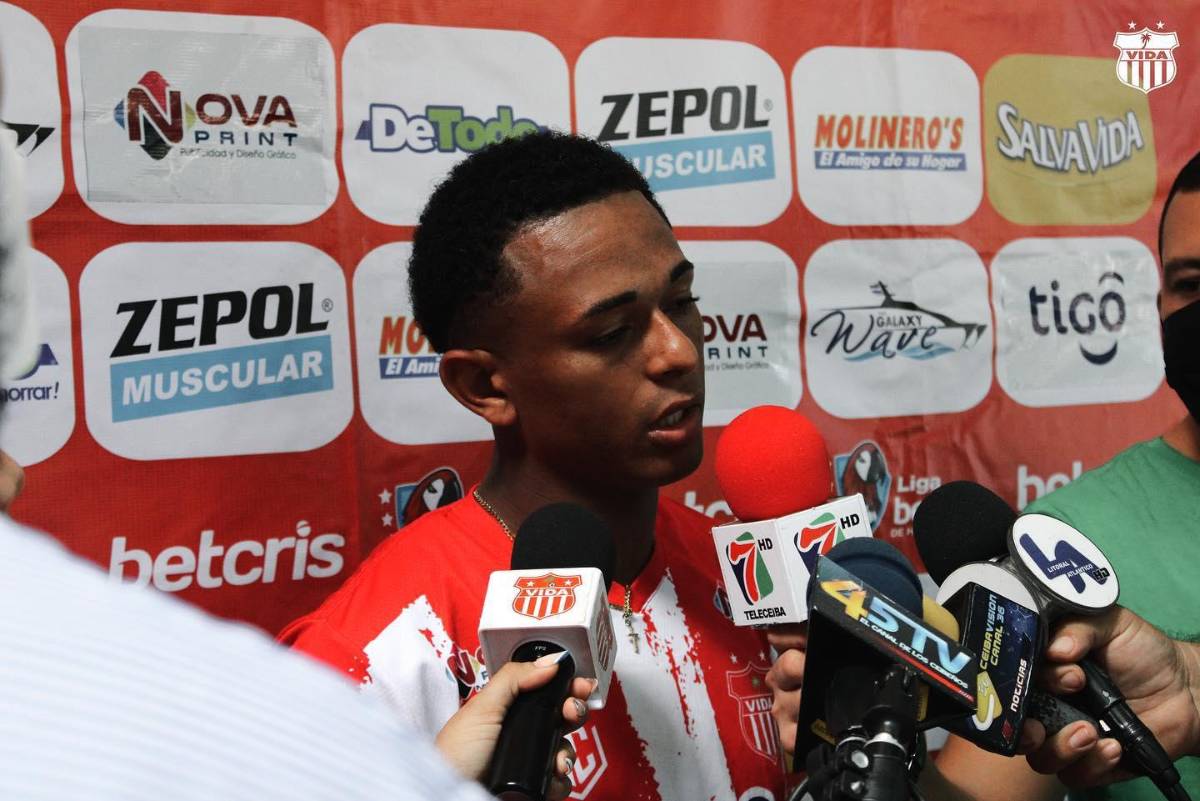 Fichajes Honduras: Destino de Alberth Elis, futuro de Buba López, noticias sobre David Suazo y el regreso desde Sudamérica