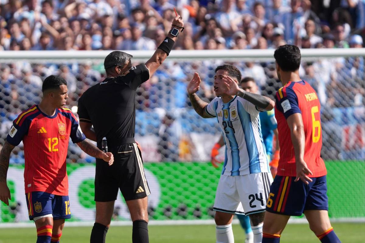 El gesto inolvidable de Yamal con Messi, la agresión de Paredes y la polémica de Cucurella