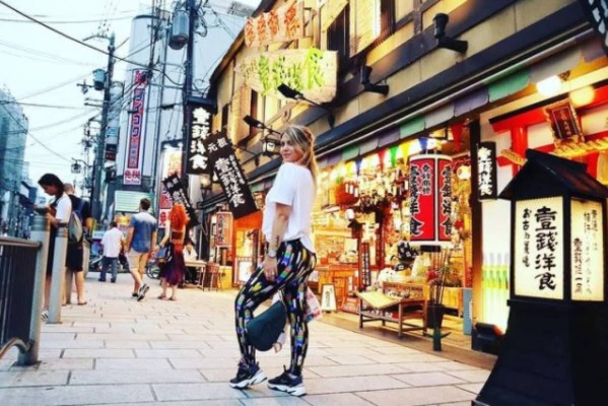 La vida de millonaria que lleva Wanda Nara: Sus autos, la mansión que le regalaron y sus cirugías