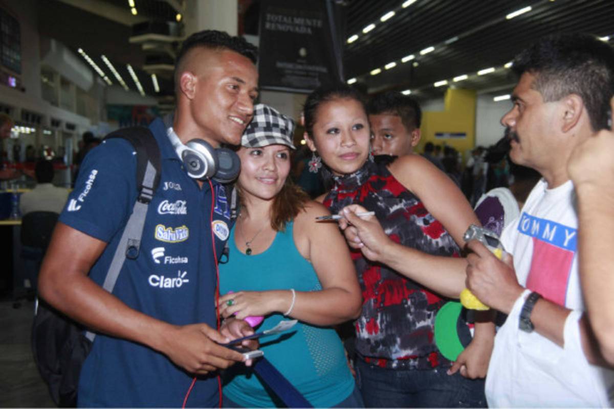 La Selección Nacional de Honduras partió hacia Costa Rica.