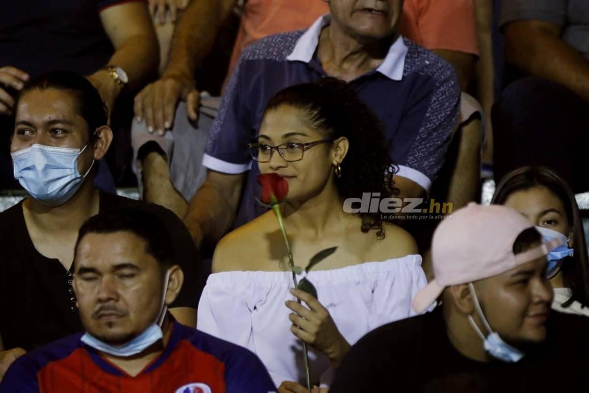 No se vio por TV: Lo que le lanzaron a Michaell Chirinos y se lo bebió, las bellezas en los estadios y la chica con la rosa
