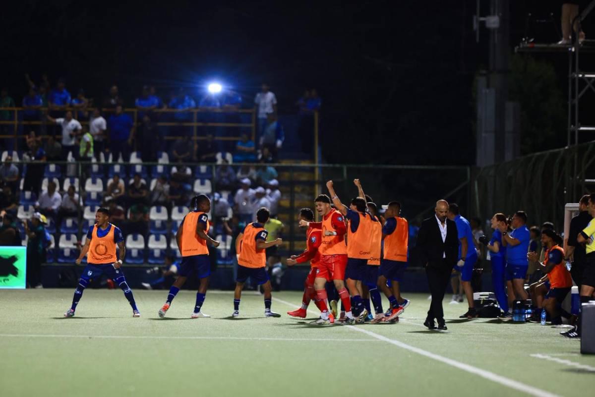 Tristeza de Honduras, Dereck Moncada rompe récord con Honduras, 'Fantasma' cumple su maldad y la baja ante Costa Rica