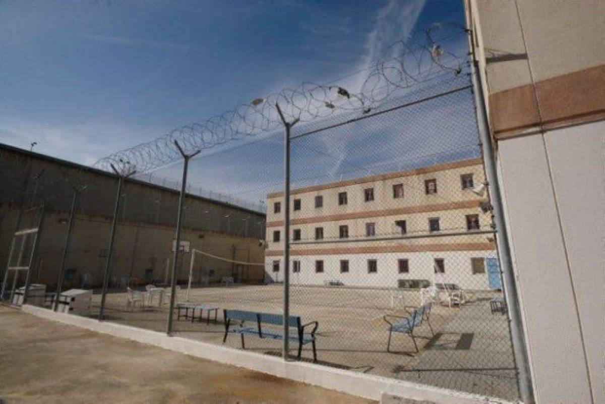Así es la cárcel donde está detenido Dani Alves y el inusual motivo por el que no hizo la llamada a la que tenía derecho
