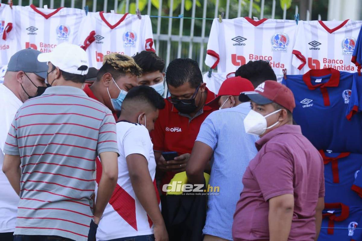 Seguridad, fiesta y mucho amor: así se vive en las afueras del Morazán previo a la final Real España-Olimpia