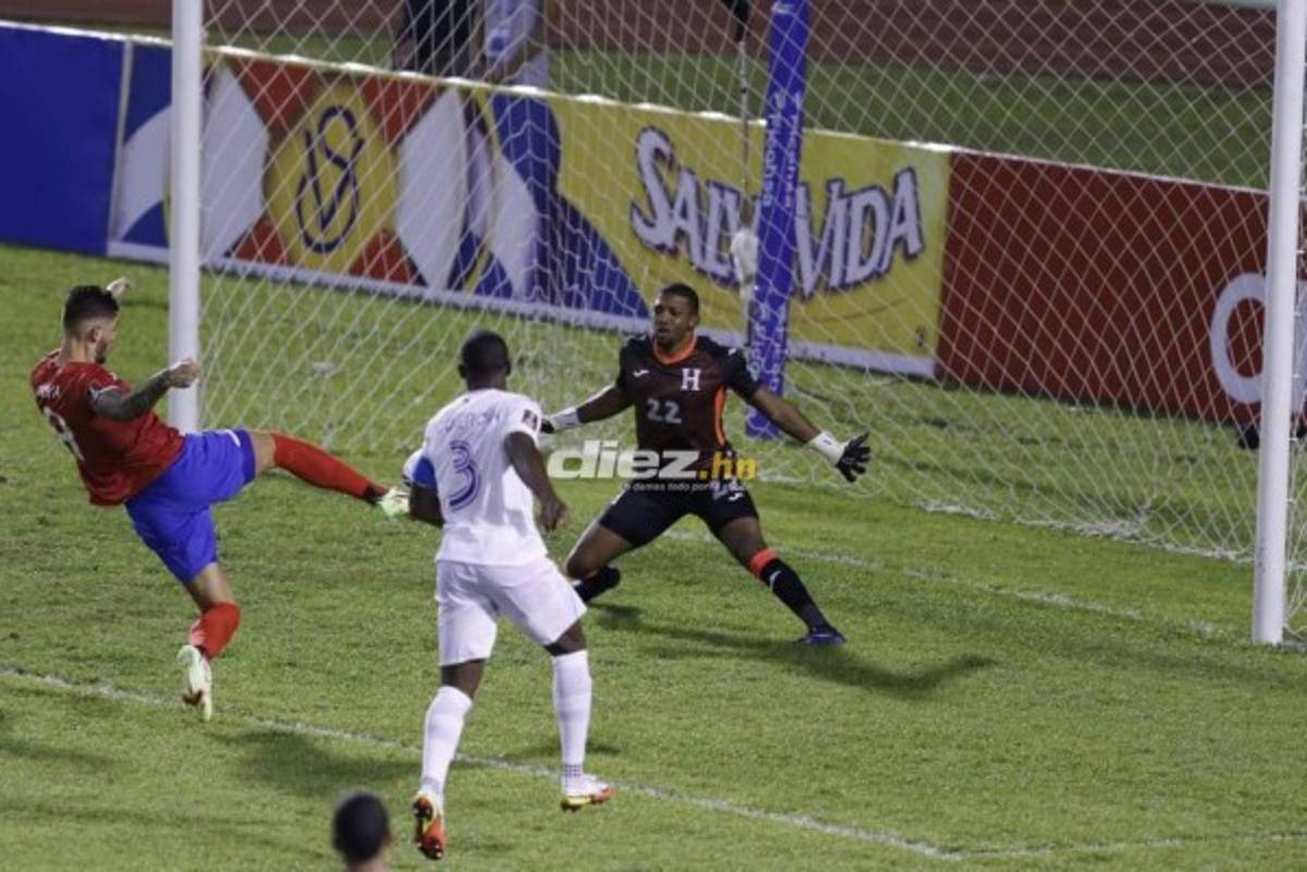 Las dramáticas imágenes de un derrotado Coito y la tristeza en futbolistas; Keylor Navas volvió a conquistar a los hondureños