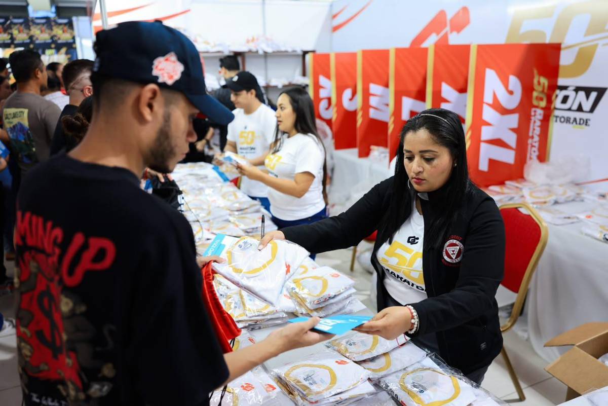 Maratón La Prensa: fiesta, sorpresas y largas filas en la entrega de kits