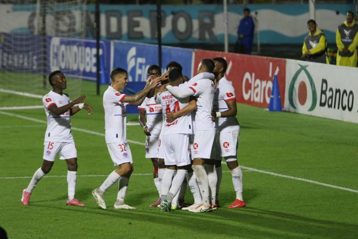 ¿Eduardo Espinel con Alexy Vega? El regalo de Marathón a Yustin Arboleda y la bronca entre Real España y Motagua