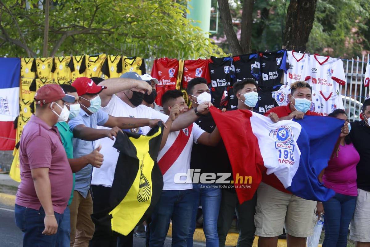 Seguridad, fiesta y mucho amor: así se vive en las afueras del Morazán previo a la final Real España-Olimpia