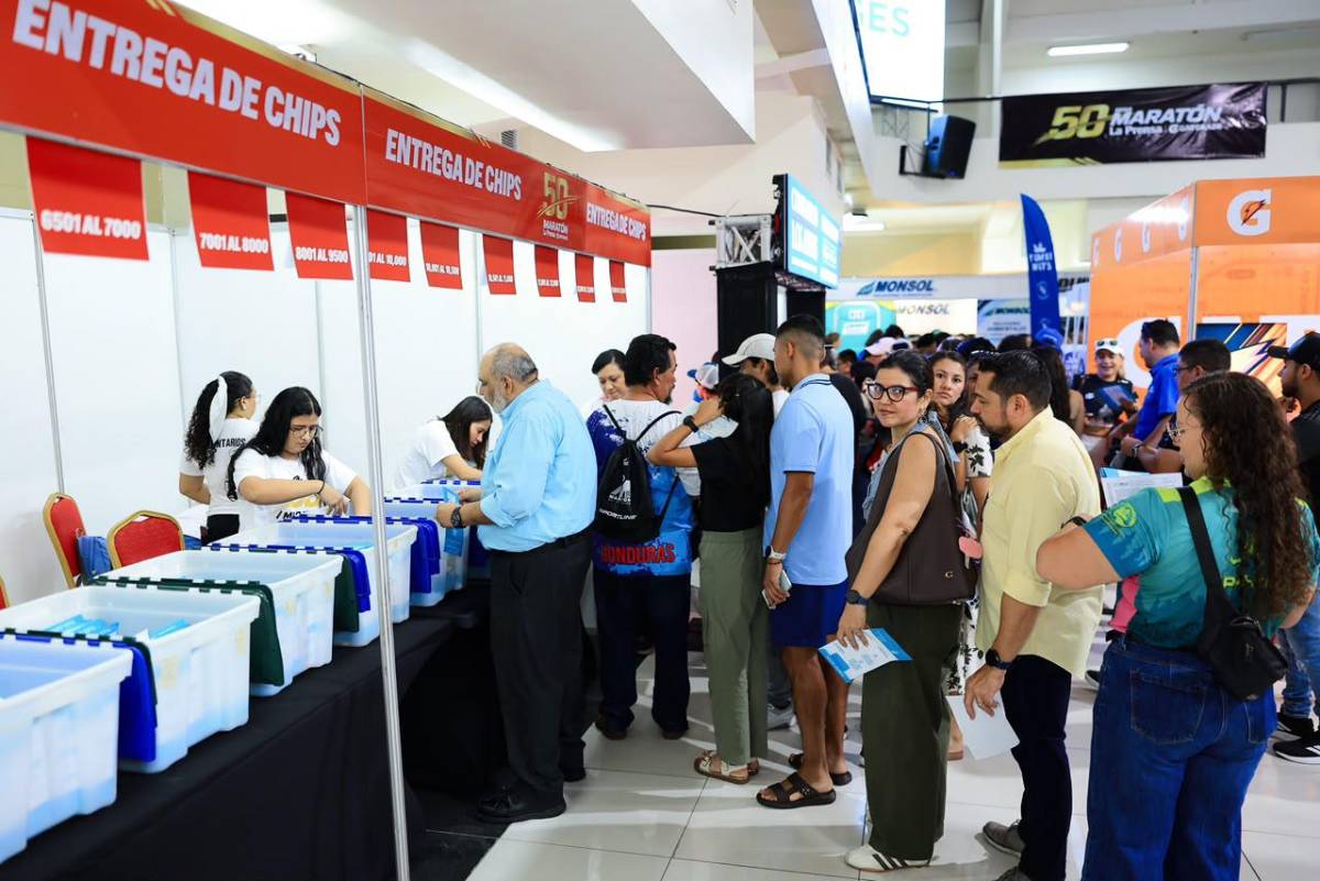 Maratón La Prensa: fiesta, sorpresas y largas filas en la entrega de kits
