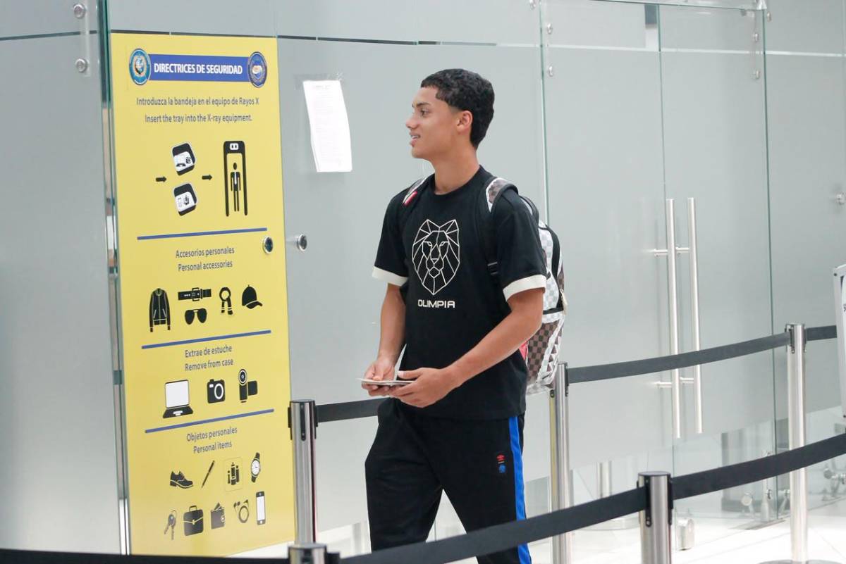 ¡A sellar boleto a cuartos! Así viajó Olimpia a Panamá. ¿Jugará Edwin Rodríguez?