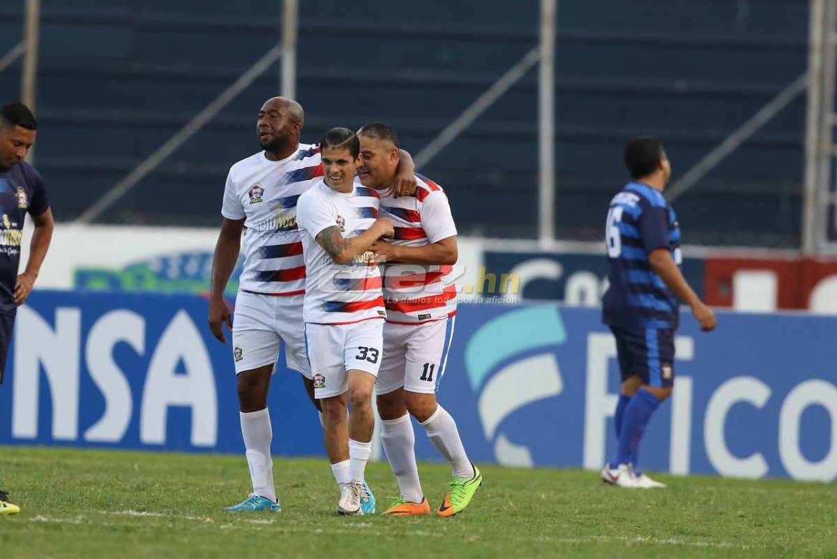 ¡No pierden el toque! Así lucen los exjugadores de Olimpia y Motagua que disfrutaron en un partido benéfico en Tegucigalpa