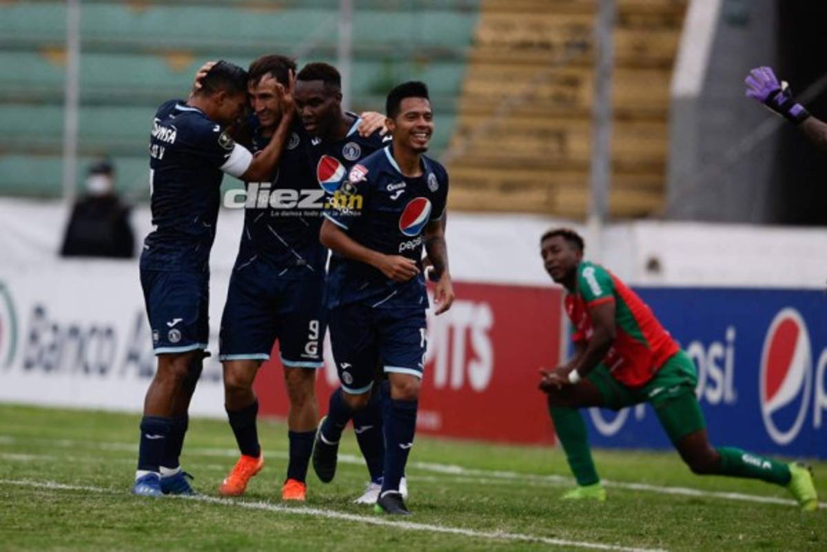 Reclamos, festejos y gesticulaciones de dolor: Las imágenes que dejó el clásico Motagua-Marathón