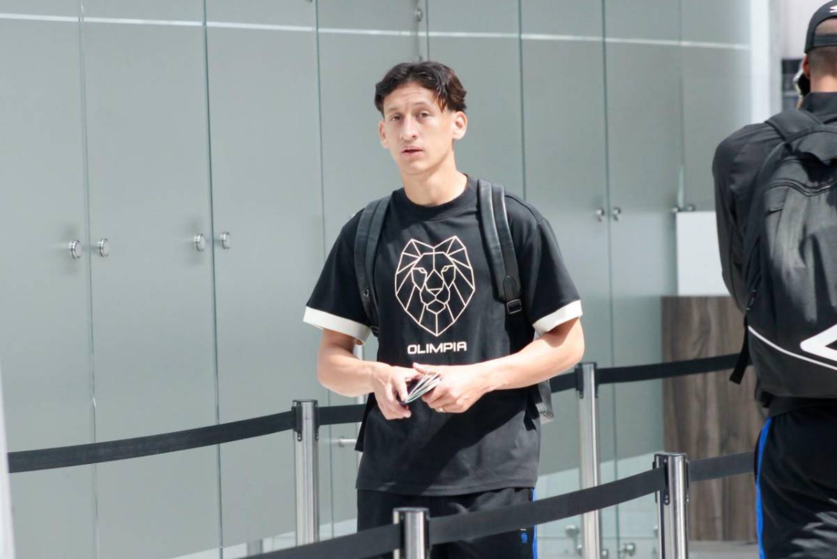 ¡A sellar boleto a cuartos! Así viajó Olimpia a Panamá. ¿Jugará Edwin Rodríguez?