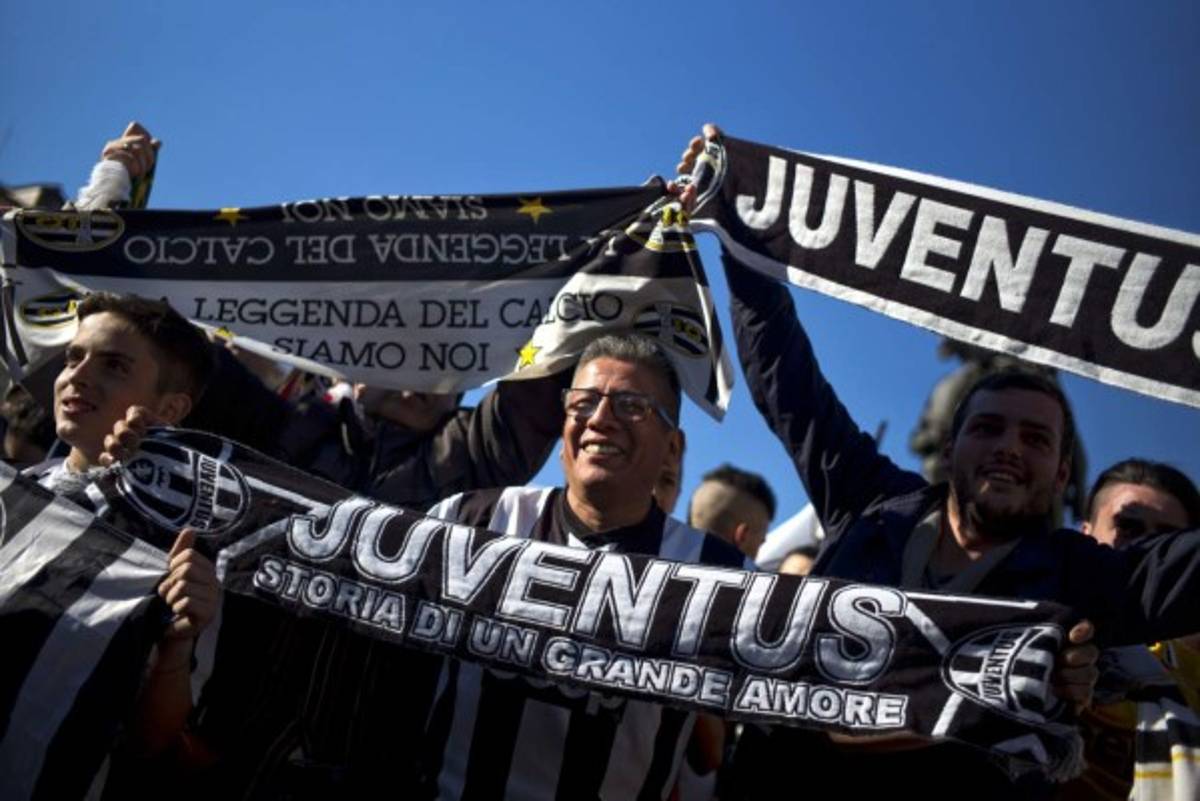 Así celebraron los aficionados de la Juventus su título número 32 en la Serie A de Italia