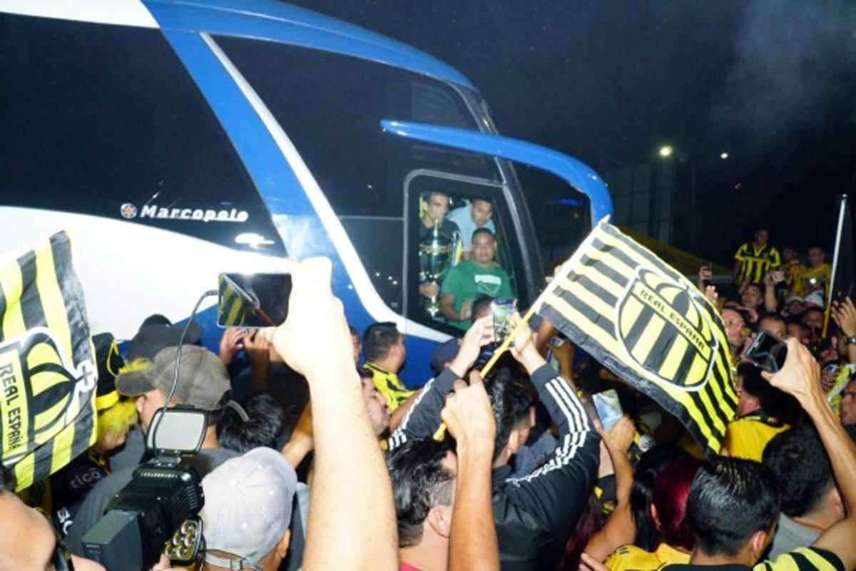 FOTOS: Así fue la fiesta de Real España con su gente en San Pedro Sula