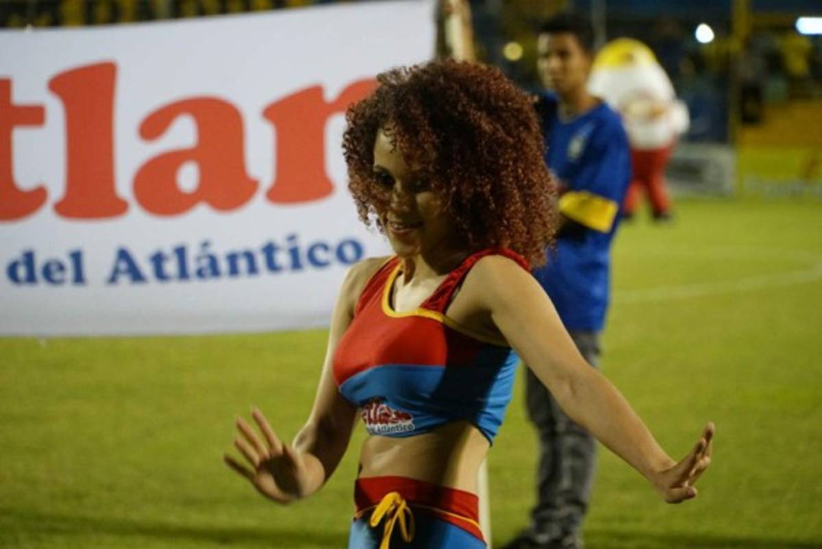 ¡Espectaculares! Las bellezas que adornaron el clásico Real España-Marathón