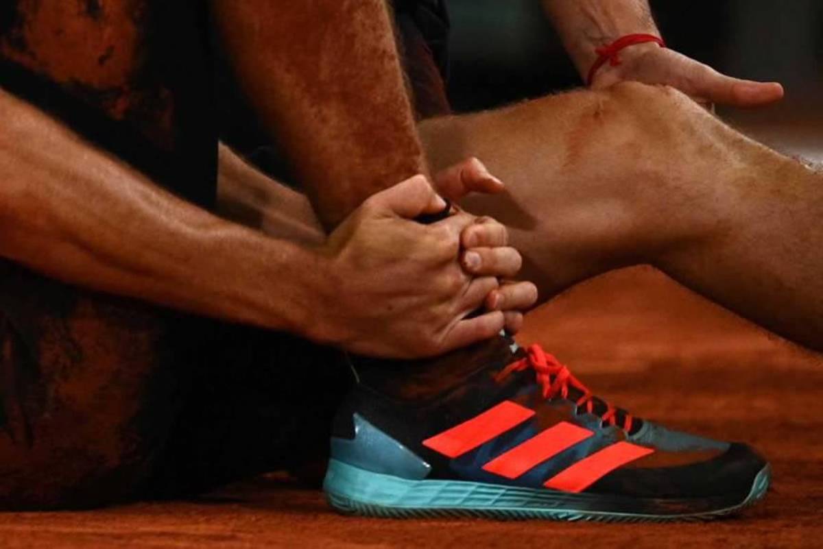 ¡Escalofriante! La dura lesión de Alexander Zverev ante Rafa Nadal: Así le quedó el tobillo y terminó en silla de ruedas