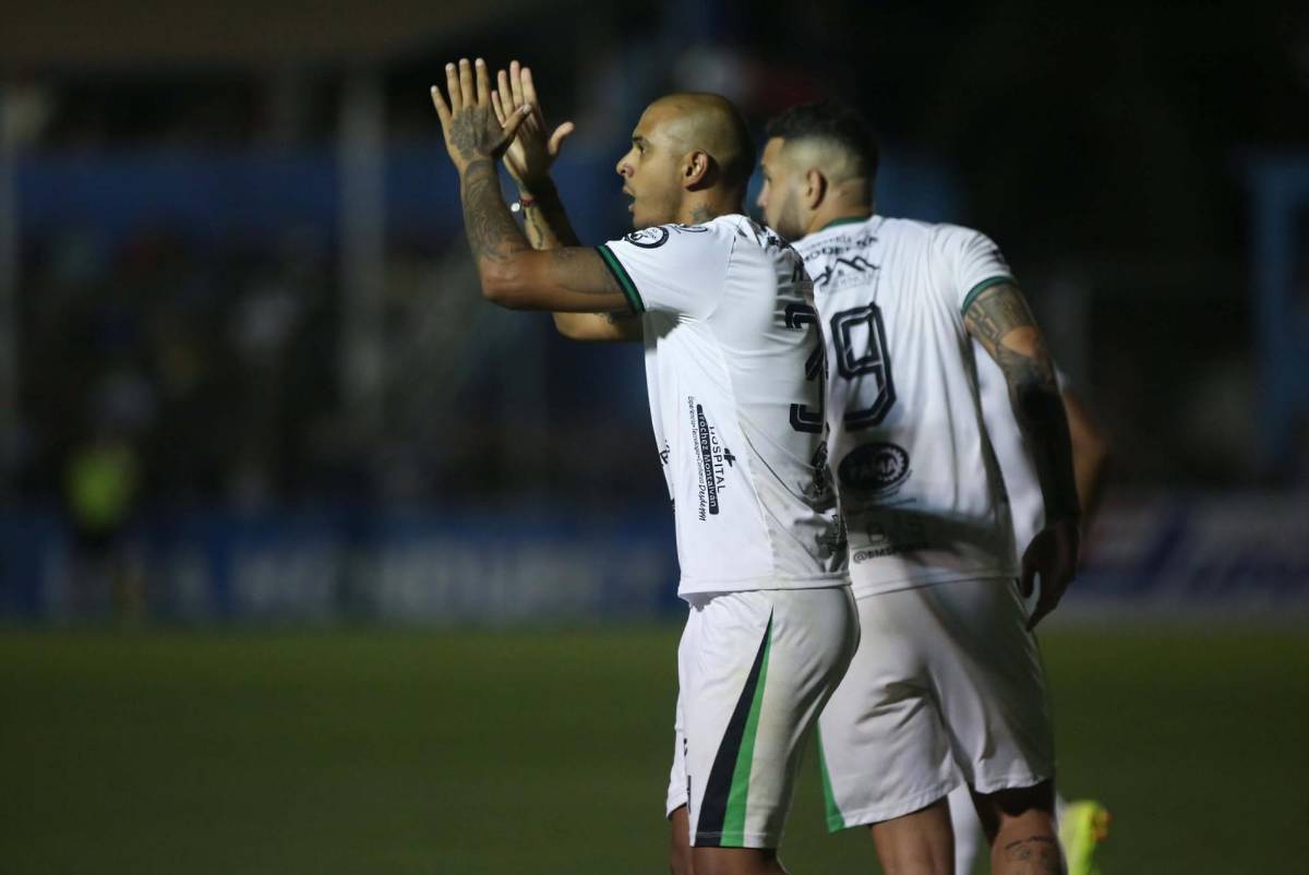 ¿Qué llevaban los árbitros? Volvió referente del Olimpia, gran gesto de Motagua y grito a su ex