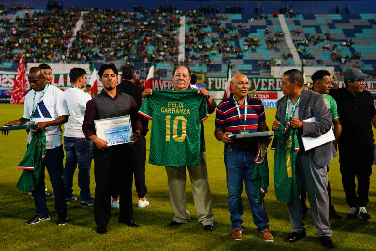¡Fiesta centenaria! Marathón se viste de gala y rinde homenajes a leyendas; Pachuca tuvo un detalle especial