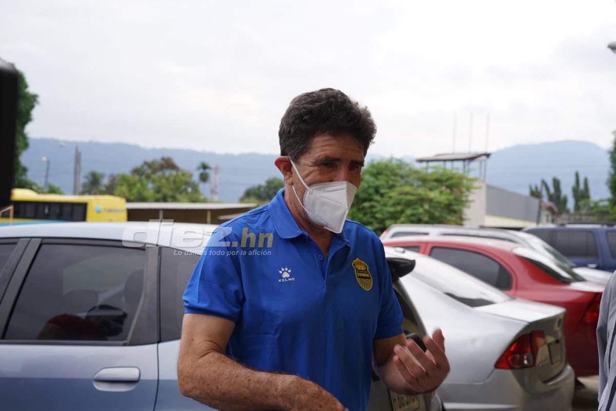 Así fue el primer día de Héctor Vargas con Real España; los ‘regalos’, el café, sus ayudantes y la charla