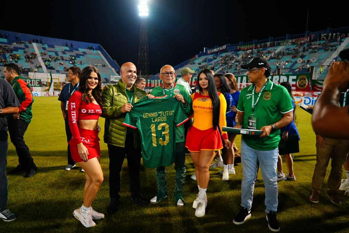 ¡Fiesta centenaria! Marathón se viste de gala y rinde homenajes a leyendas; Pachuca tuvo un detalle especial