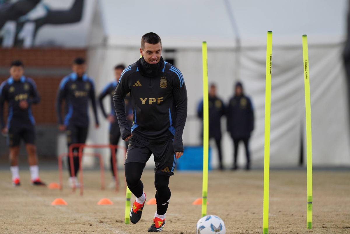 Sin Messi y el look de Lautaro; así comandó Lionel Scaloni y la selección Argentina en su primer entreno en Philadelphia