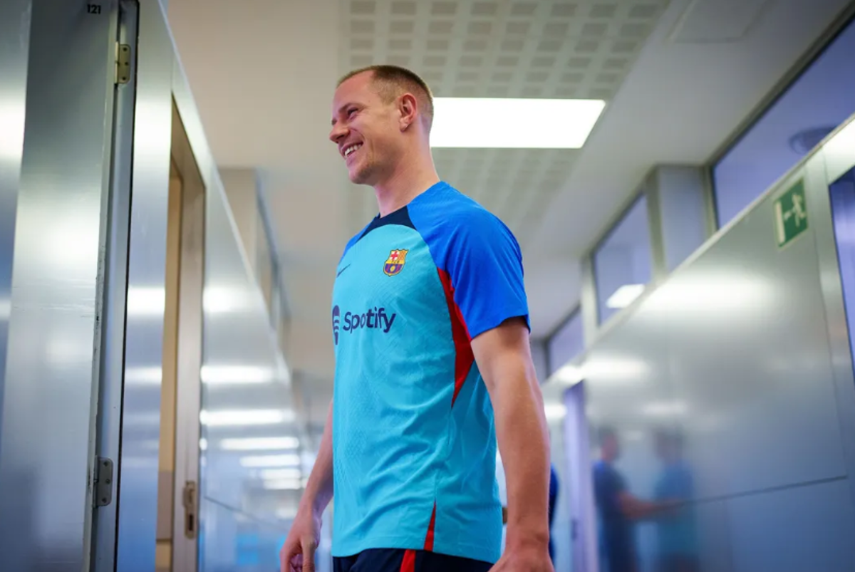 Barcelona arranca la pretemporada: los jugadores que desobedecieron a Xavi y Aubameyang sorprende con su nuevo look