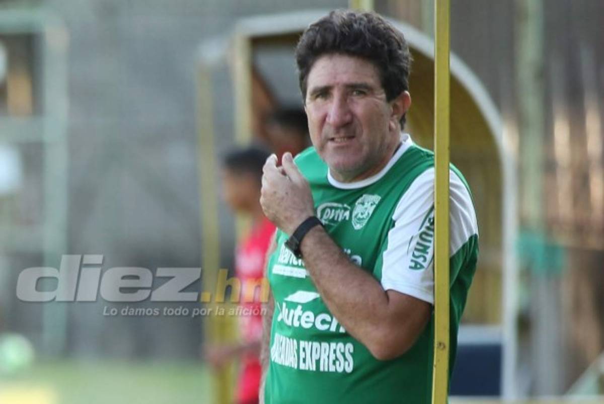 Héctor Vargas a Rebollar previo al clásico: 'Que mande a los mejores árbitros'