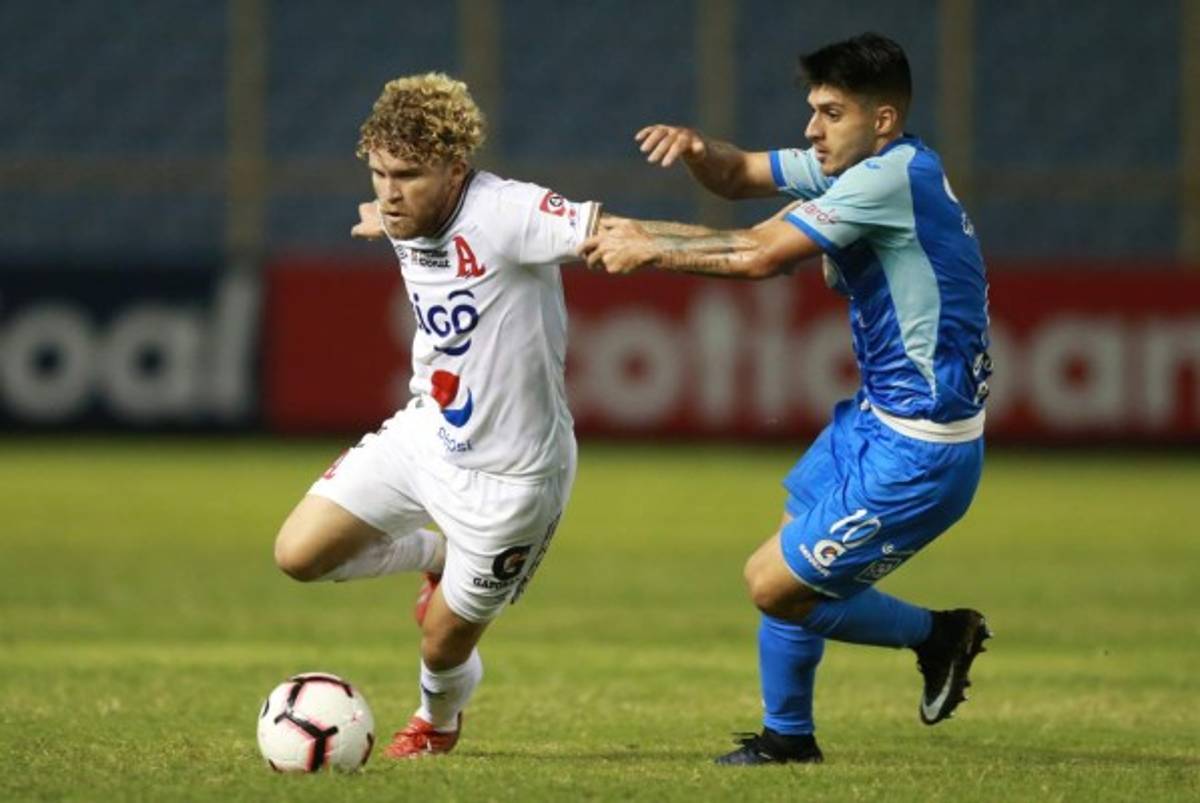 FOTOS: Invasión motagüense en El Salvador, Patón enojado y el show de Benguché