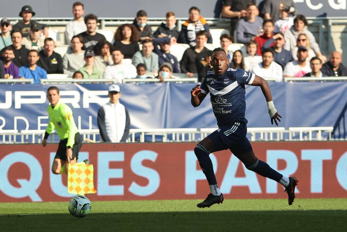 Alberth Elis reaparece con dolorosa derrota de Girondins ante Troyes: es último en la tabla y peligra con descender
